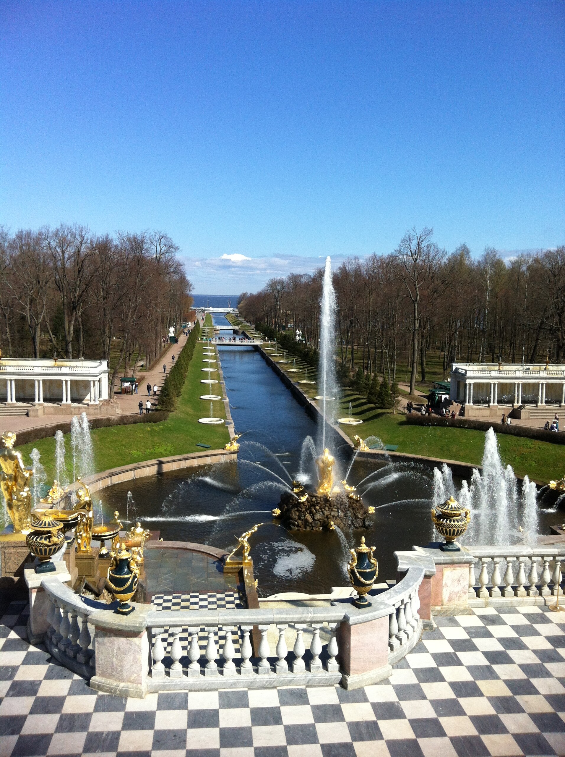 Der Park von Peterhof